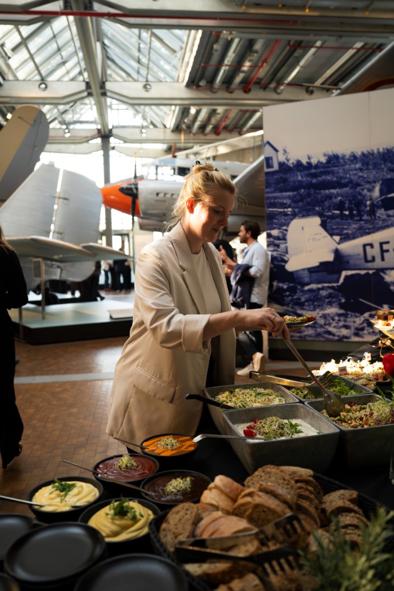 Sommerfest Firma Firmencatering Catering Berlin Office Mitarbeiterverpflegung